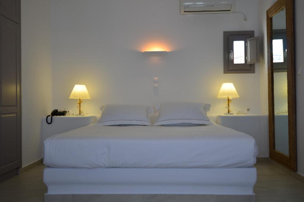Mar Inn Hotel Folegandros Town Экстерьер фото