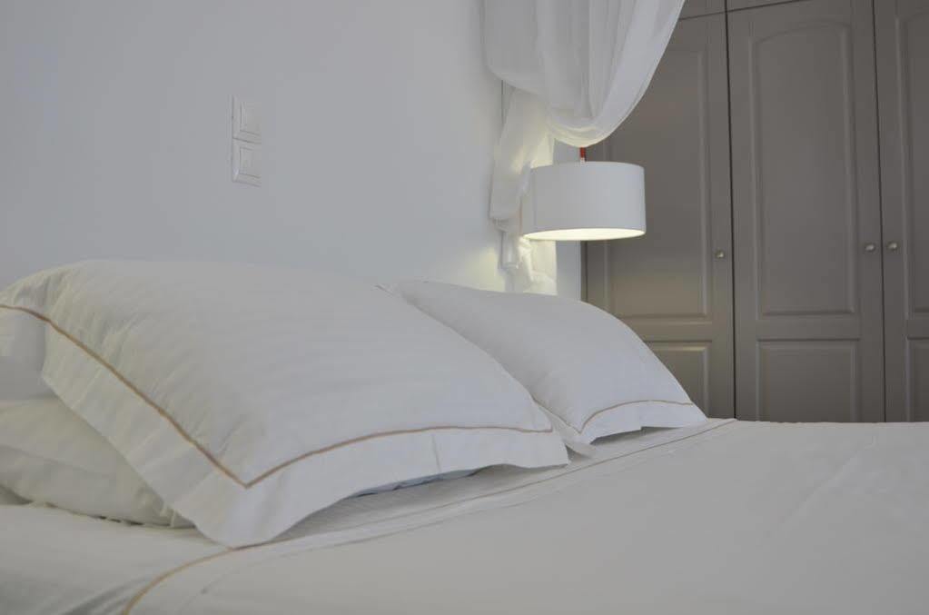 Mar Inn Hotel Folegandros Town Экстерьер фото